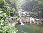 溪水
