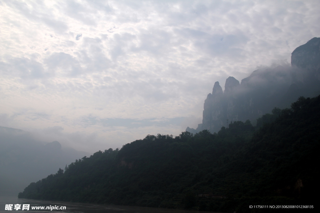 西陵峡风光