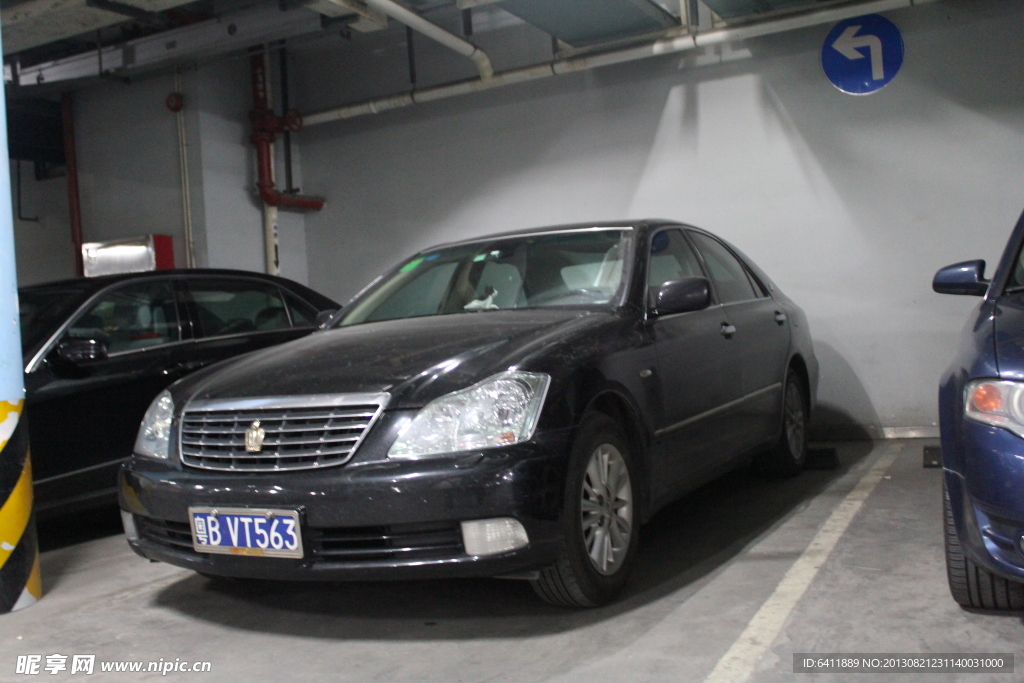 皇冠汽车