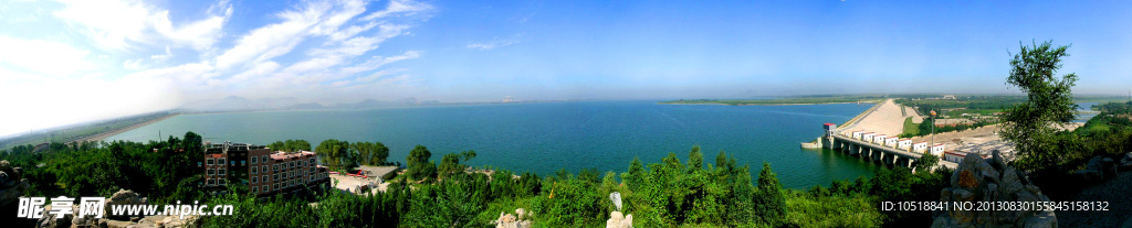 水库全景