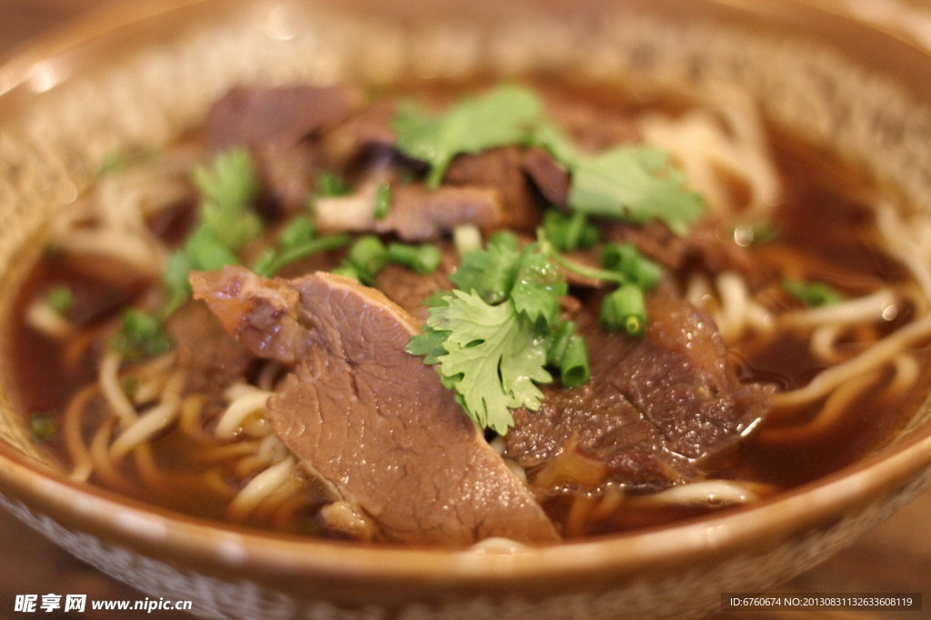 牛肉拉面