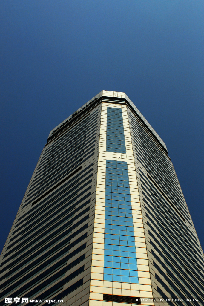 高建筑