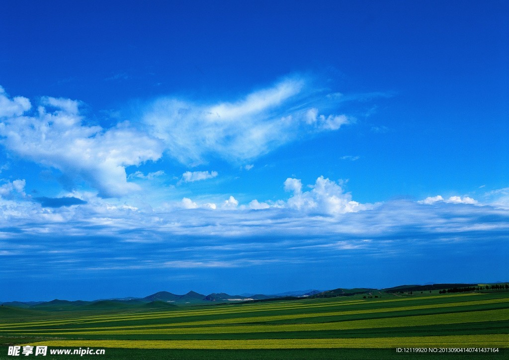 天空绿地风景