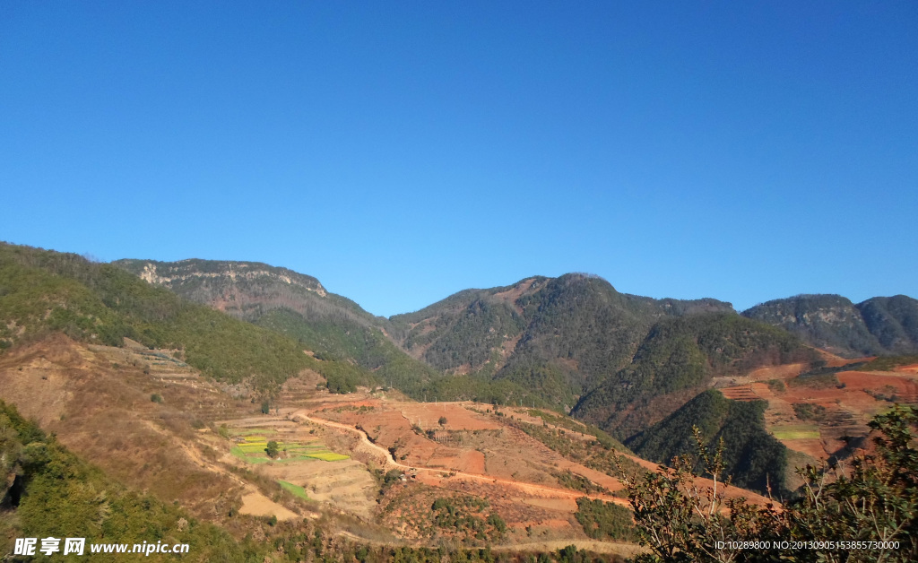 高原山景