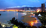 海滨夜色