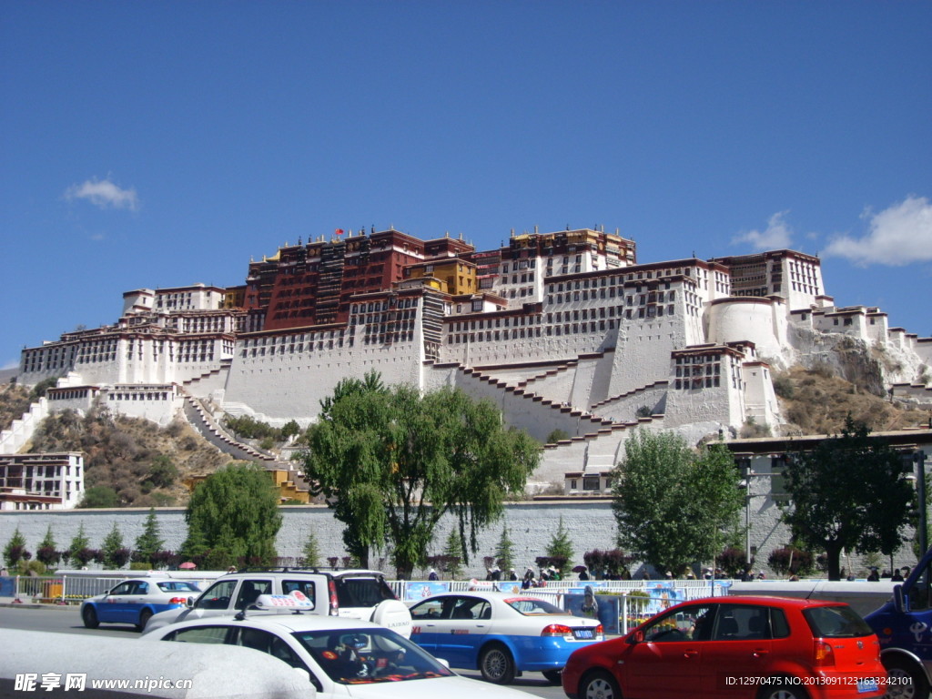 布宫