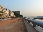 河堤