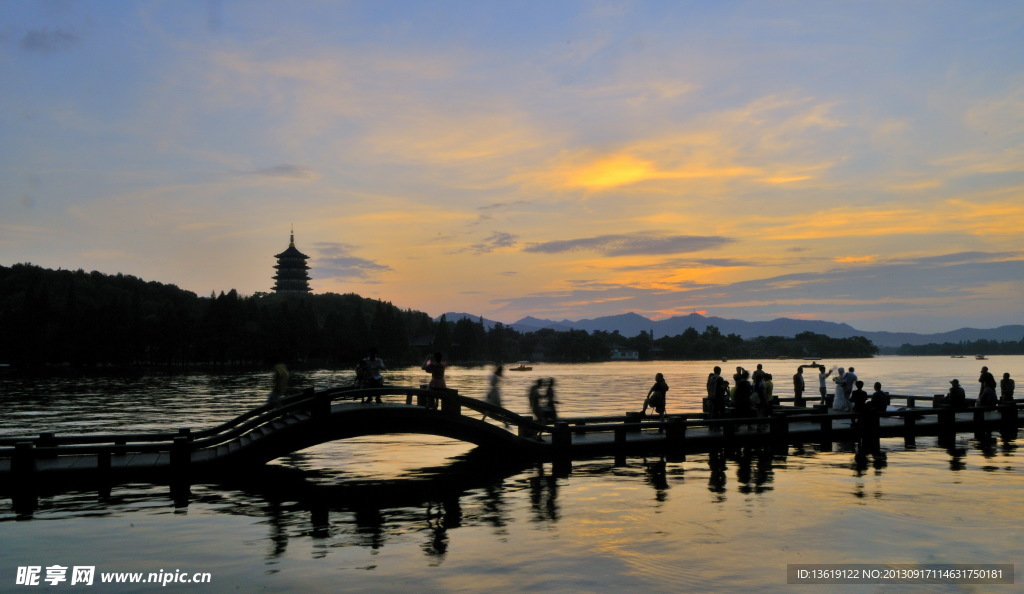 西湖夕照