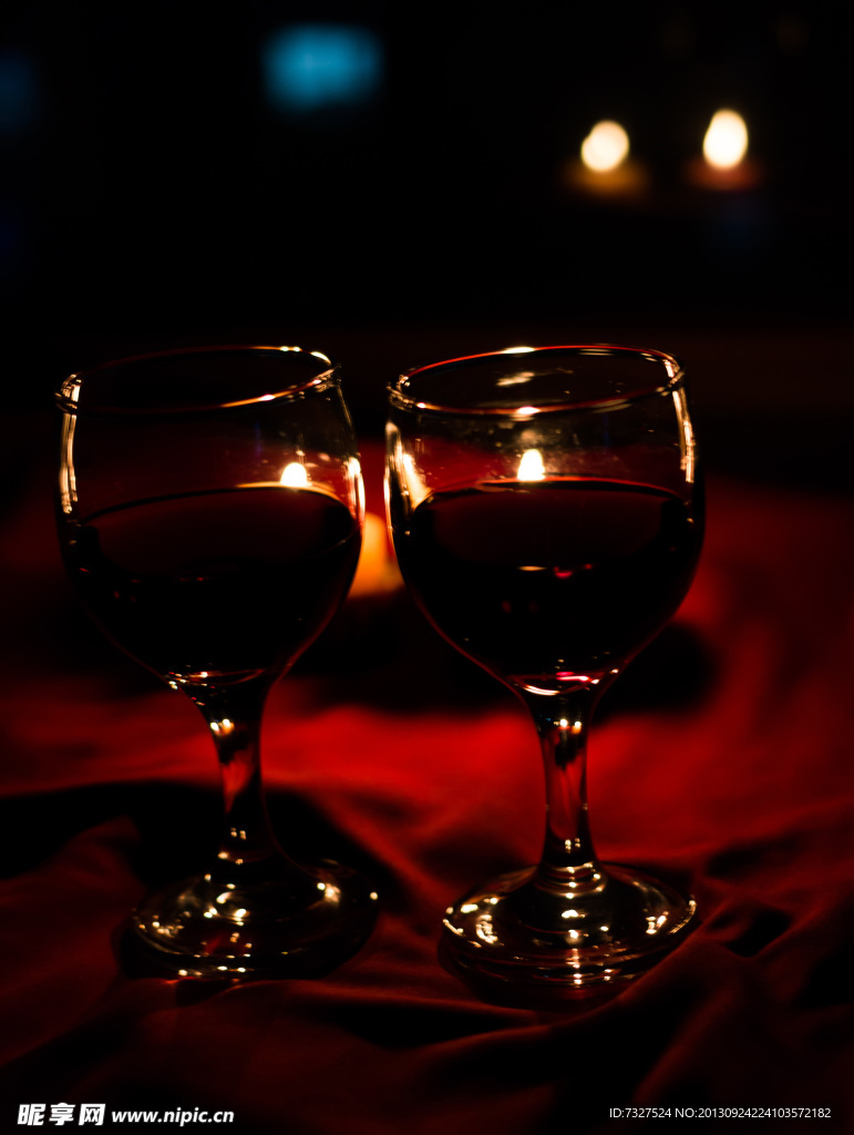 午夜烛光红酒高清摄影