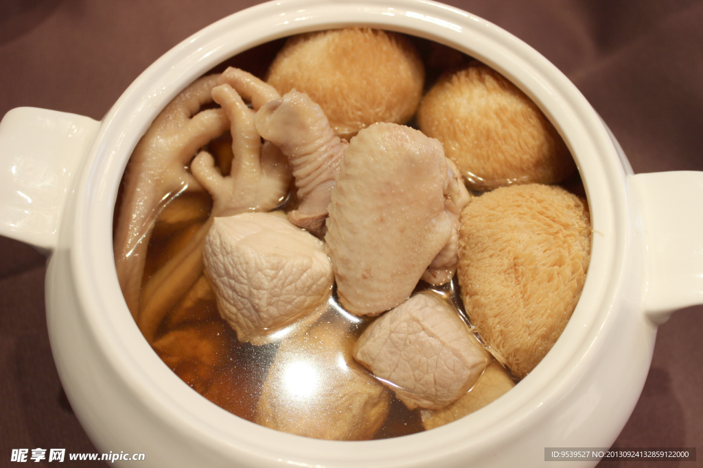 猴头菇炖鸡