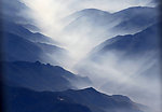 山峦叠嶂