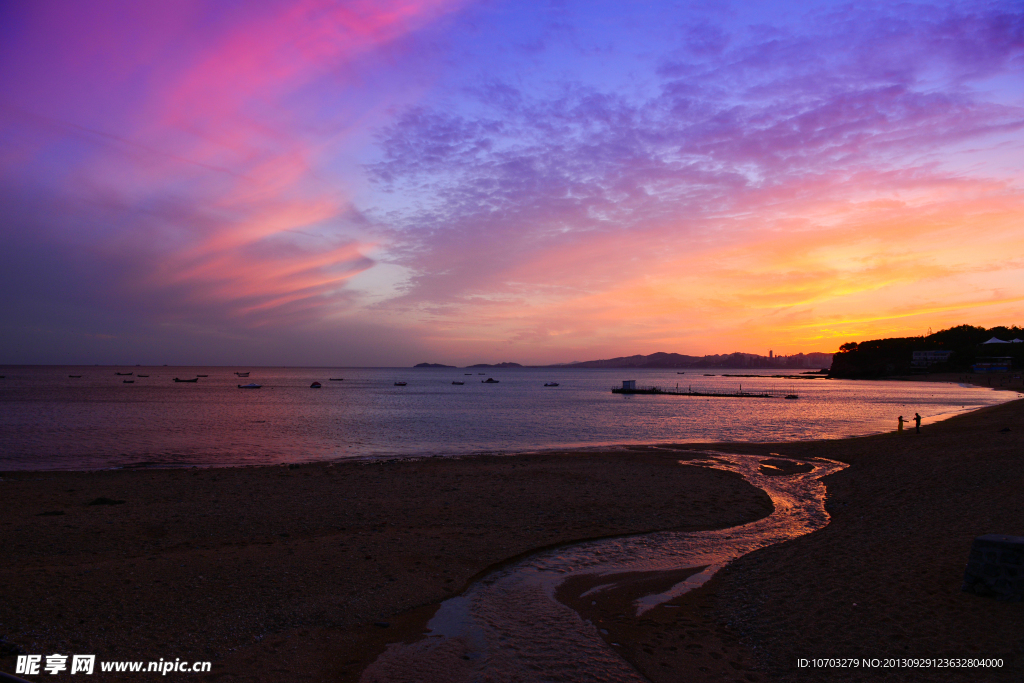 大连付家庄公园的夕阳