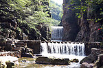 山间流水