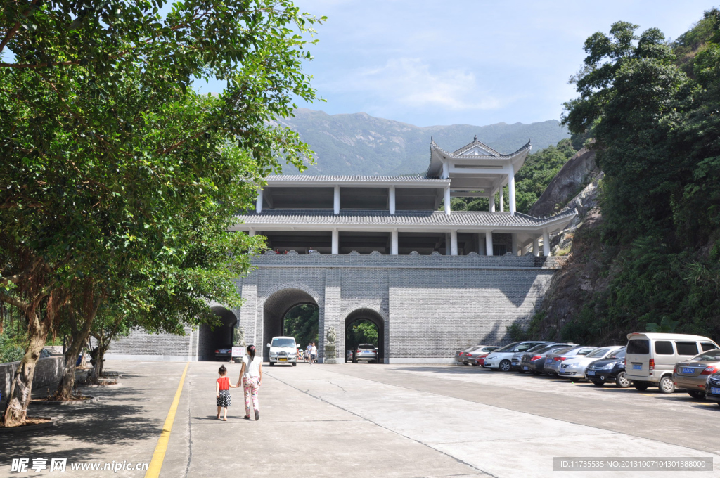 南楼寺大门