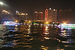 城市江边夜景