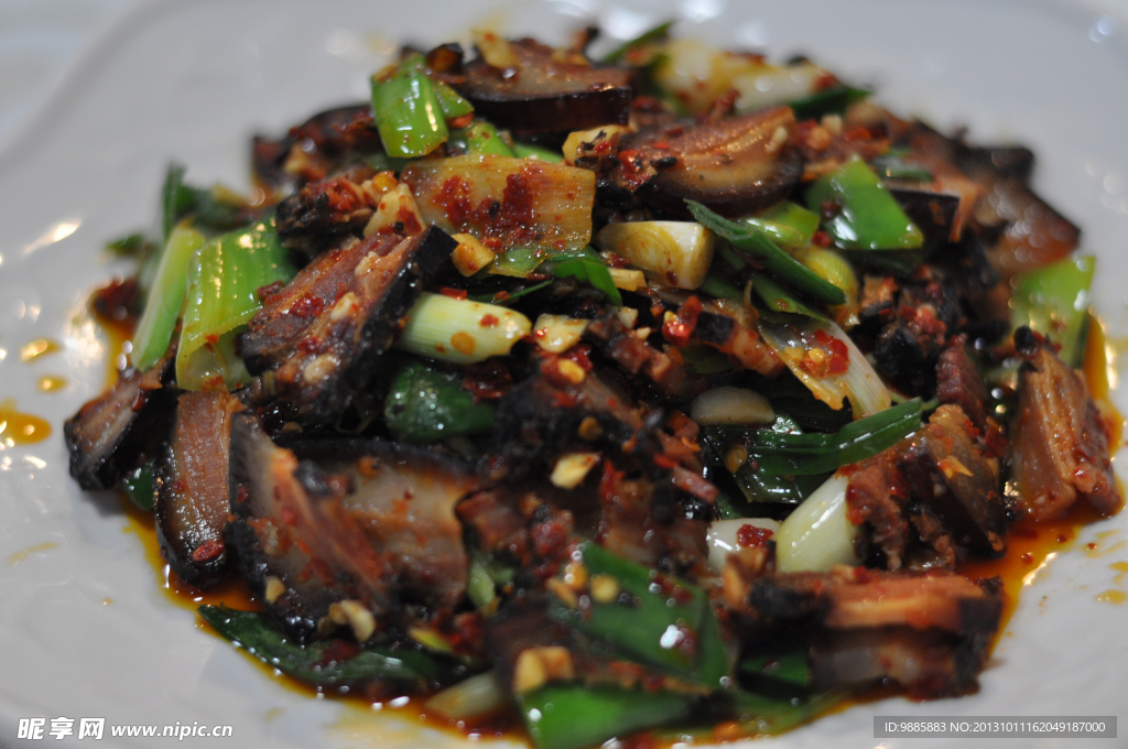 蒜苗炒腊肉