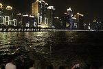城市江水夜景