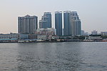江边高楼