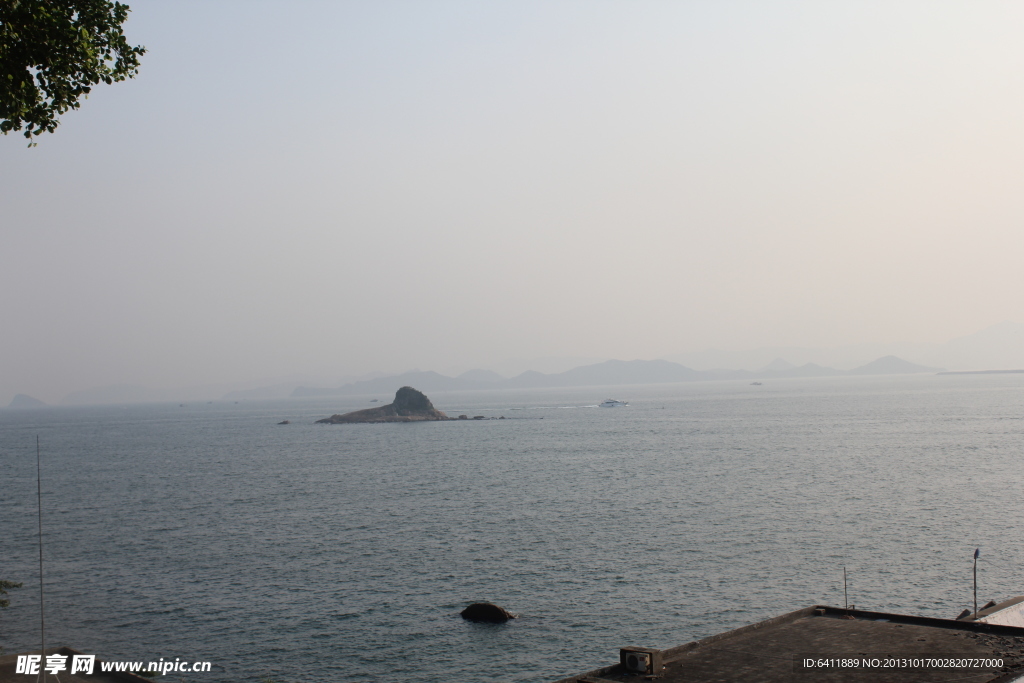 海中小岛屿