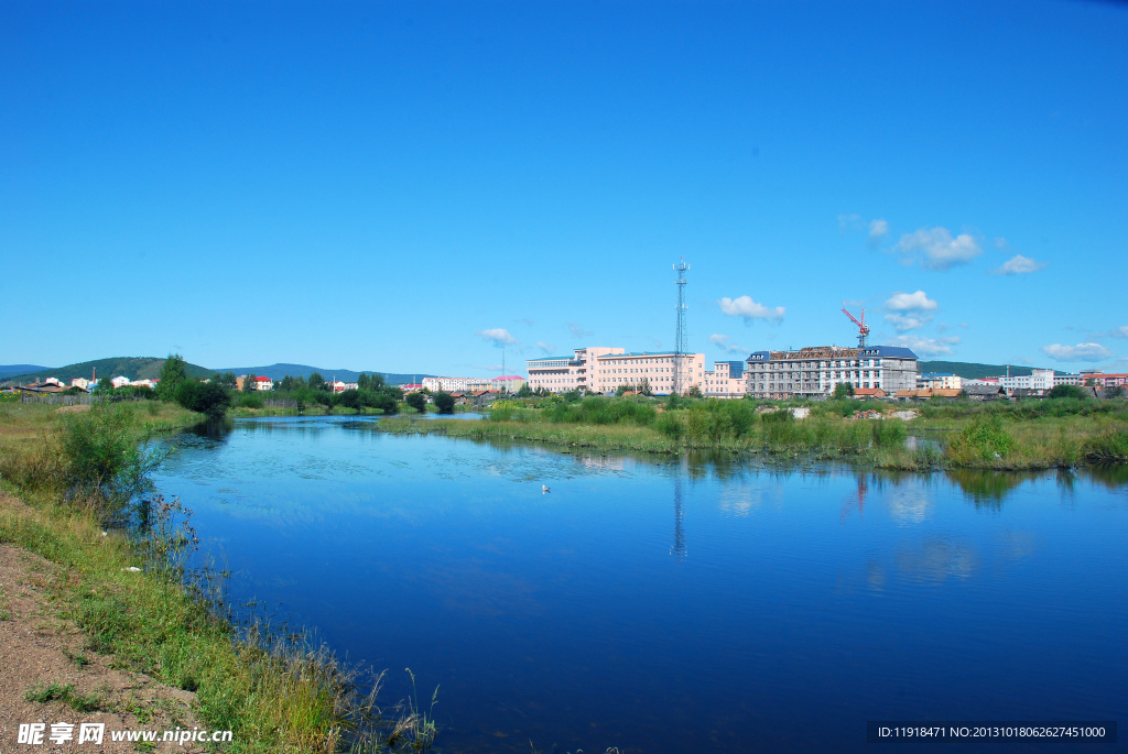 南坝北部夏日风景