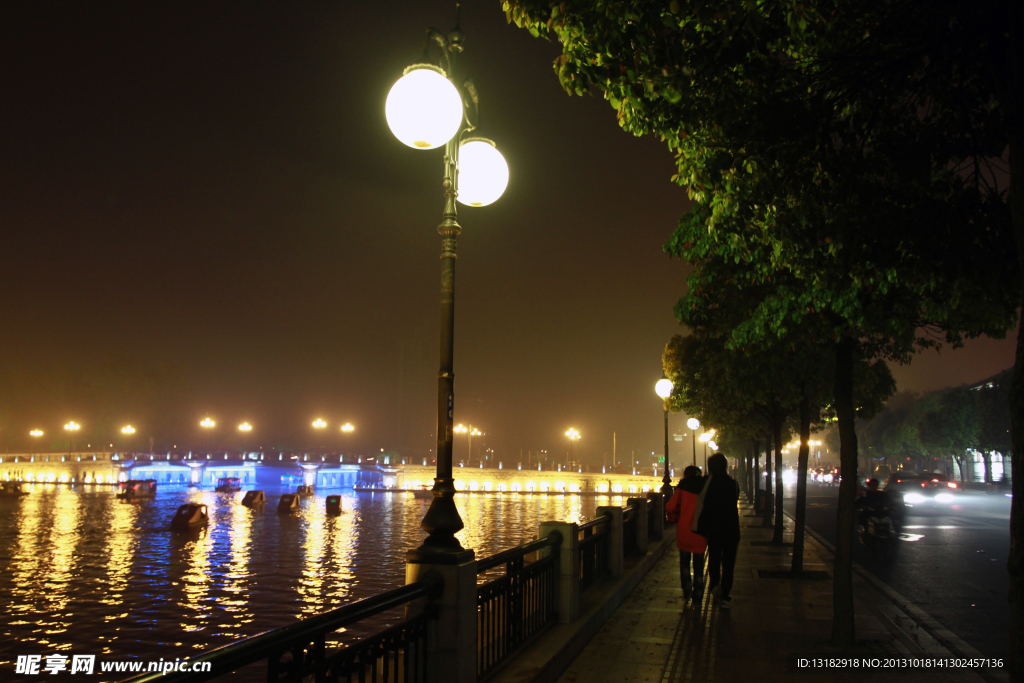 濠河夜景