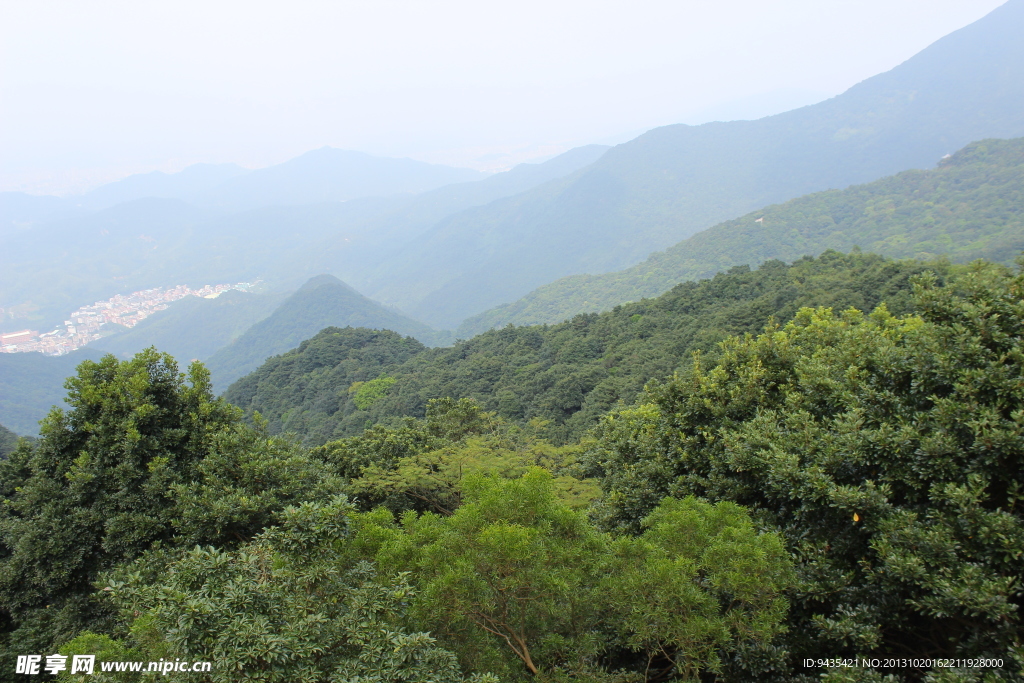 群山