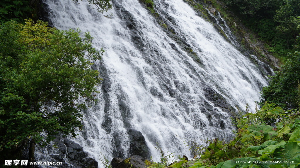 山泉