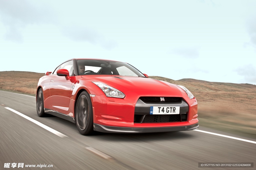 日产GTR