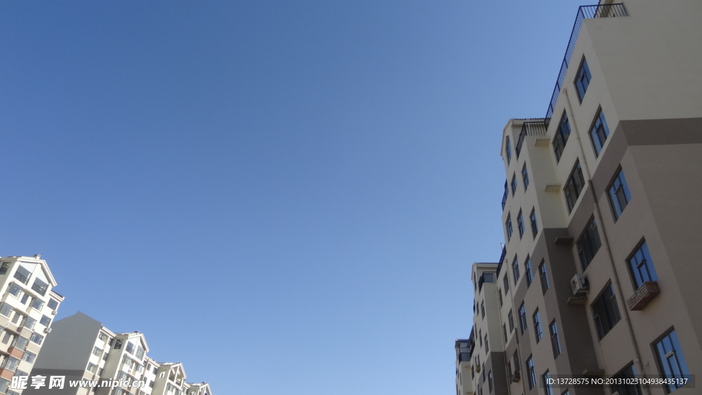 小区上空