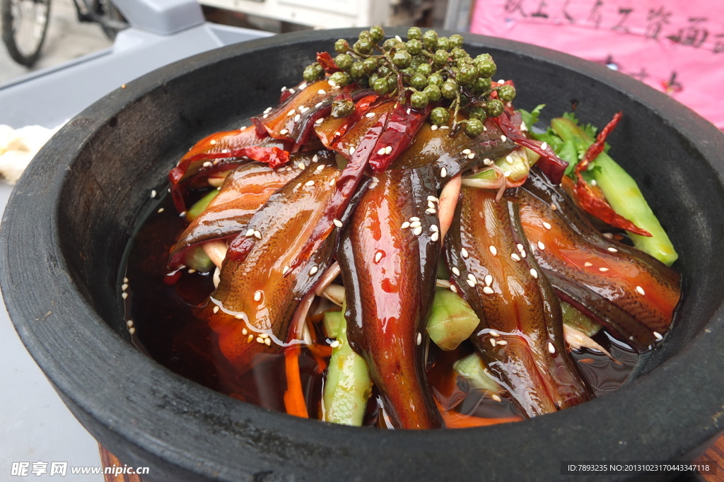 石锅鳝段 美味佳肴