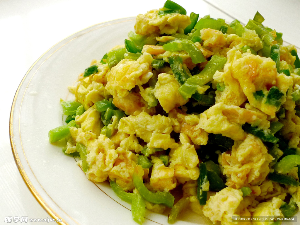 简单易做的青椒炒蛋，鲜香脆爽开胃下饭，最适合厨房小白的家常菜 - 哔哩哔哩