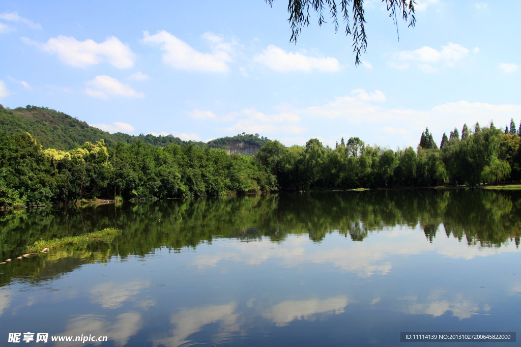 鉴湖风景