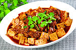 牛腩焖豆腐