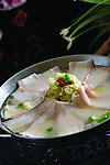酸菜粉条炖白肉锅仔