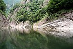 石桅岩