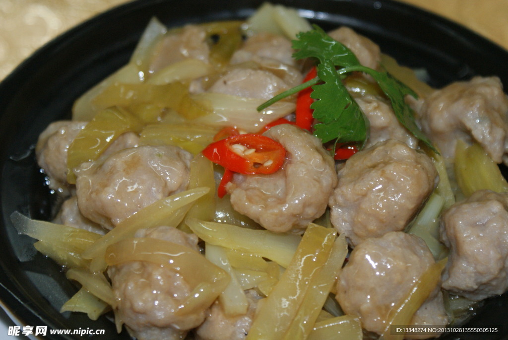 酸菜鱼丸