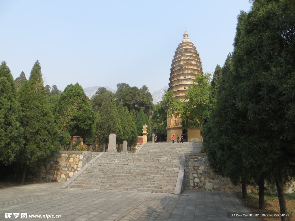 嵩岳寺风光