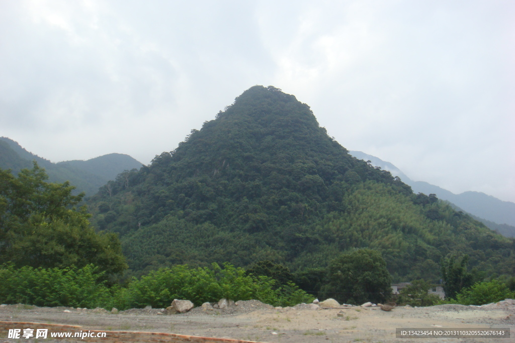 山峰