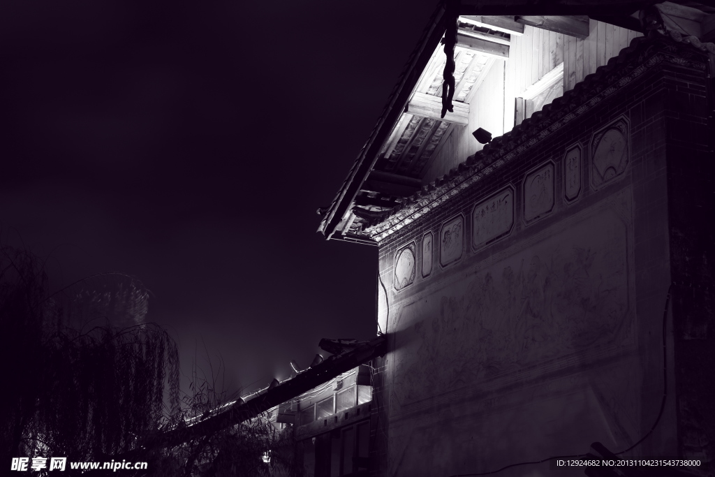 丽江夜景黑白