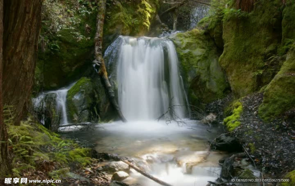 山涧流水视频素材