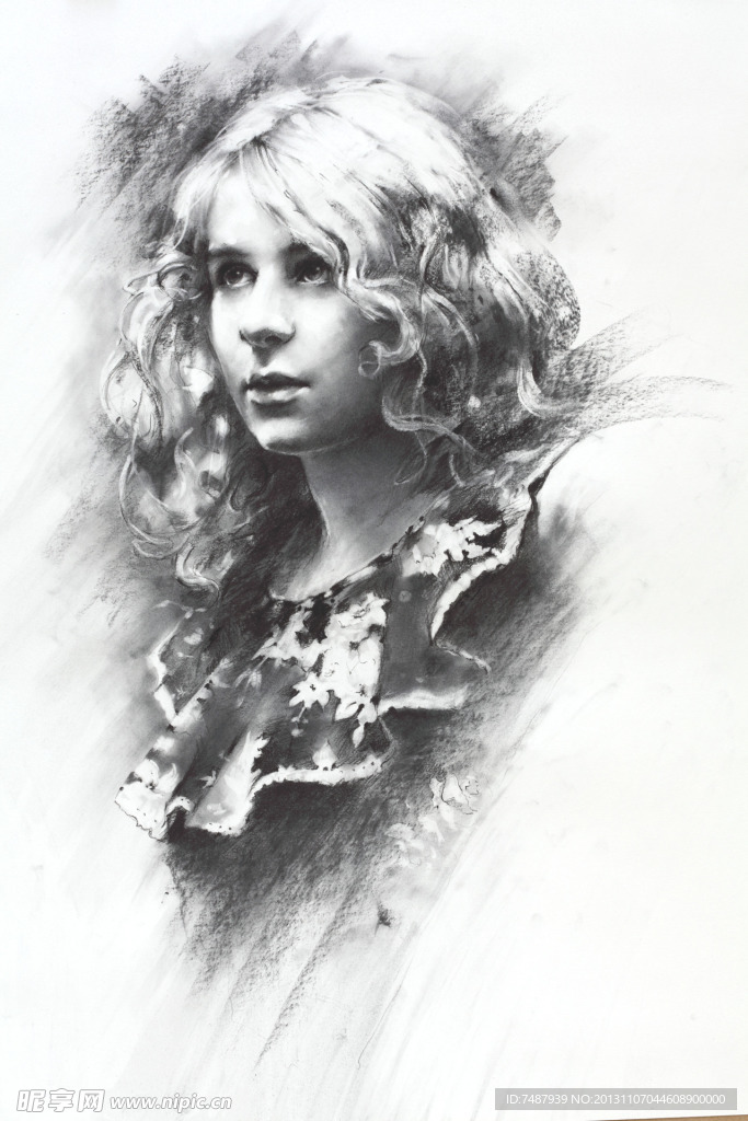 素描美女