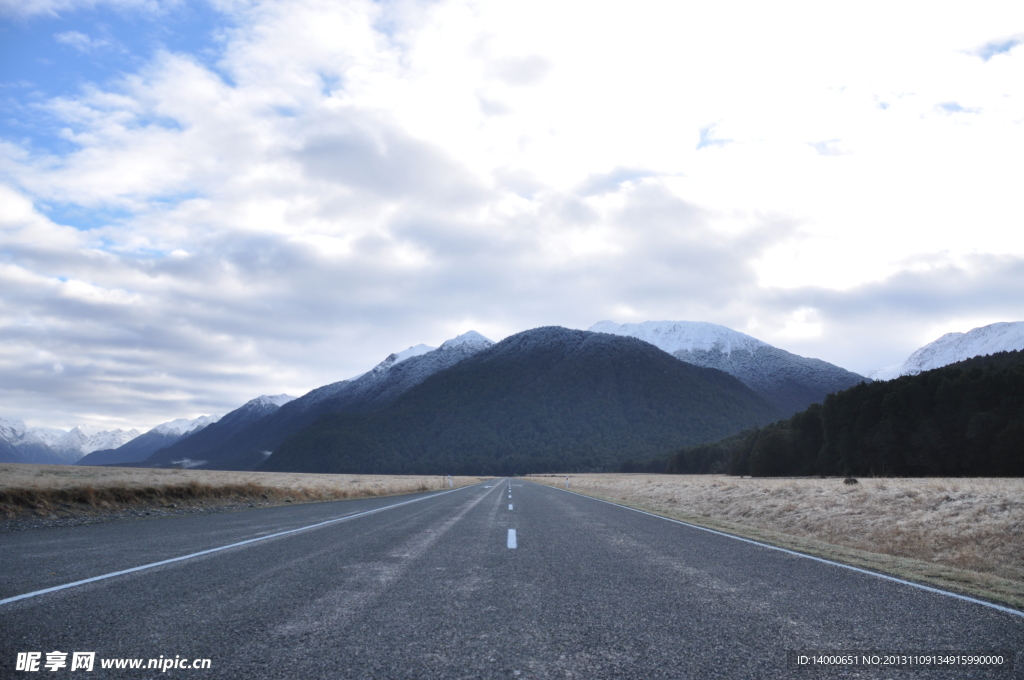 米尔福峡湾 道路