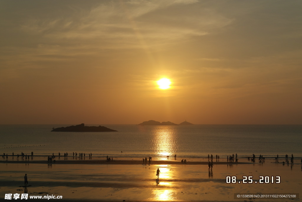 海上日出