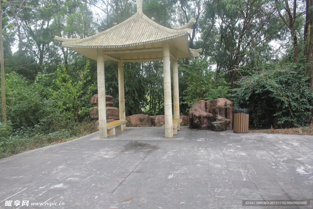 公园小岗亭
