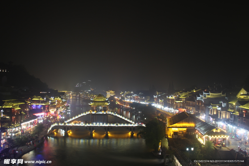 凤凰夜景