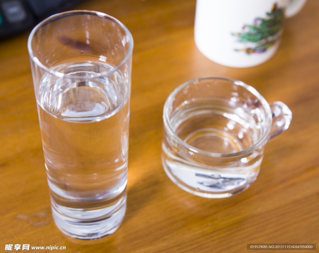 水杯