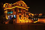 夜阑珊