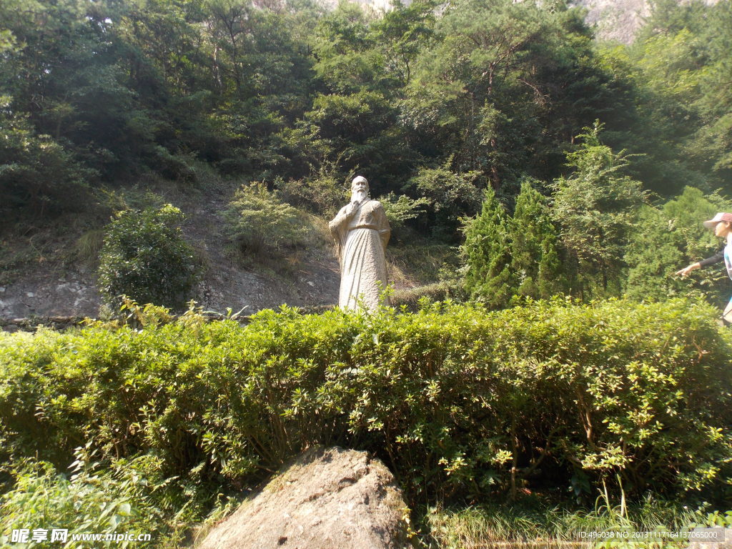 雕像