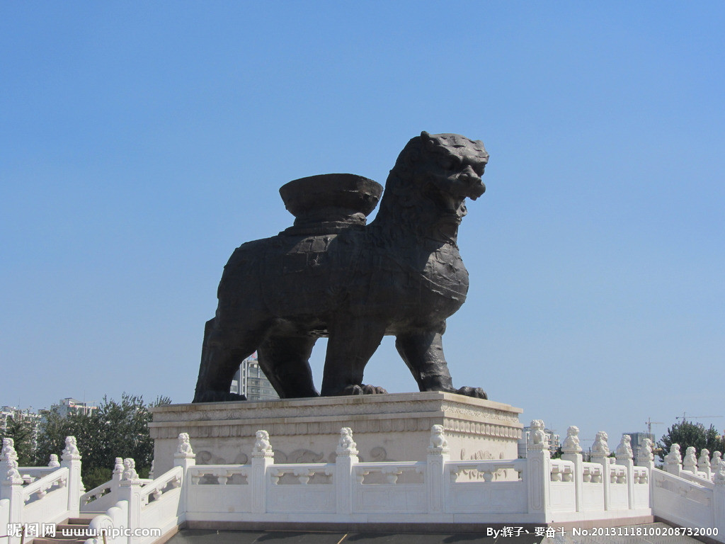 沧州铁狮子铸成于后周广顺三年(953年)