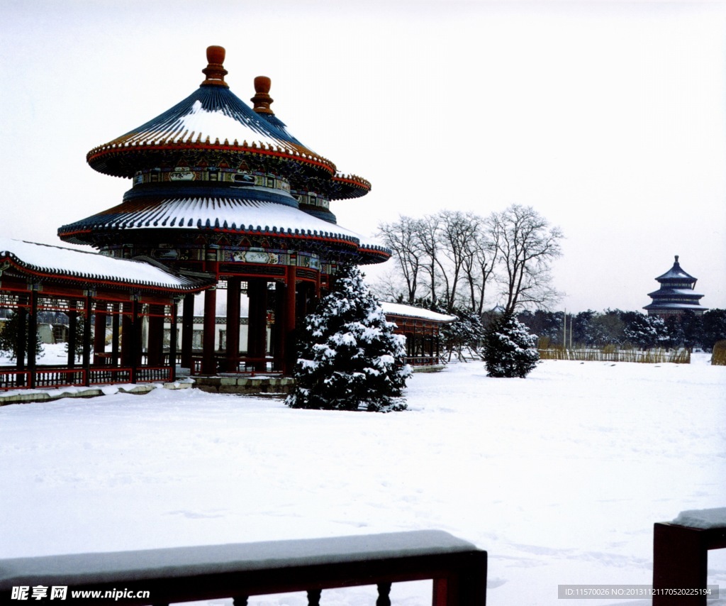 北京天坛 双环亭雪景